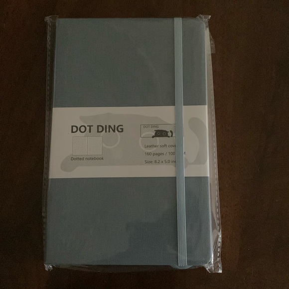 Notebook - Picture 1 of 1